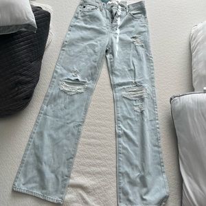 90’s high rise flare jeans